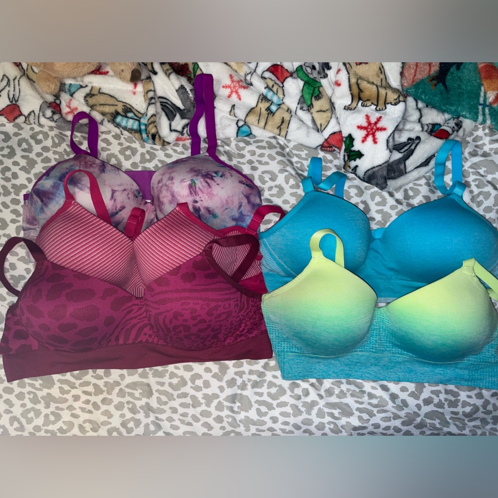 Women’s No Boundaries Bras